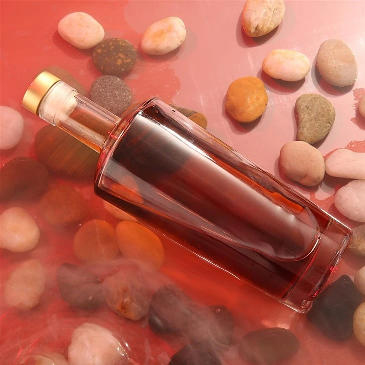 500ml Screw Top Whiskey Bottle