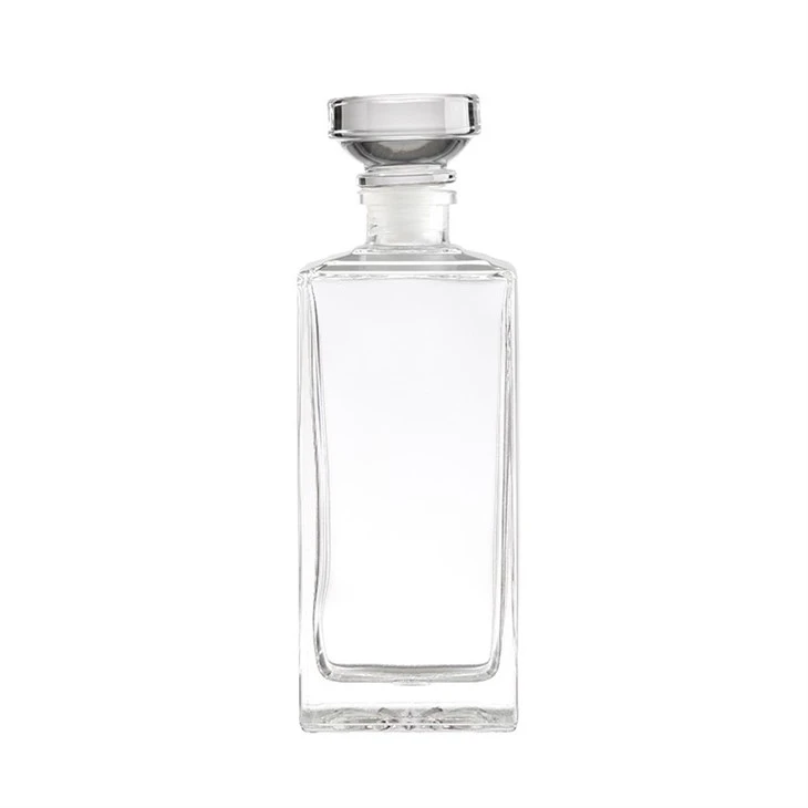 A Thick Rectangular Transparent Glass Bottle factory